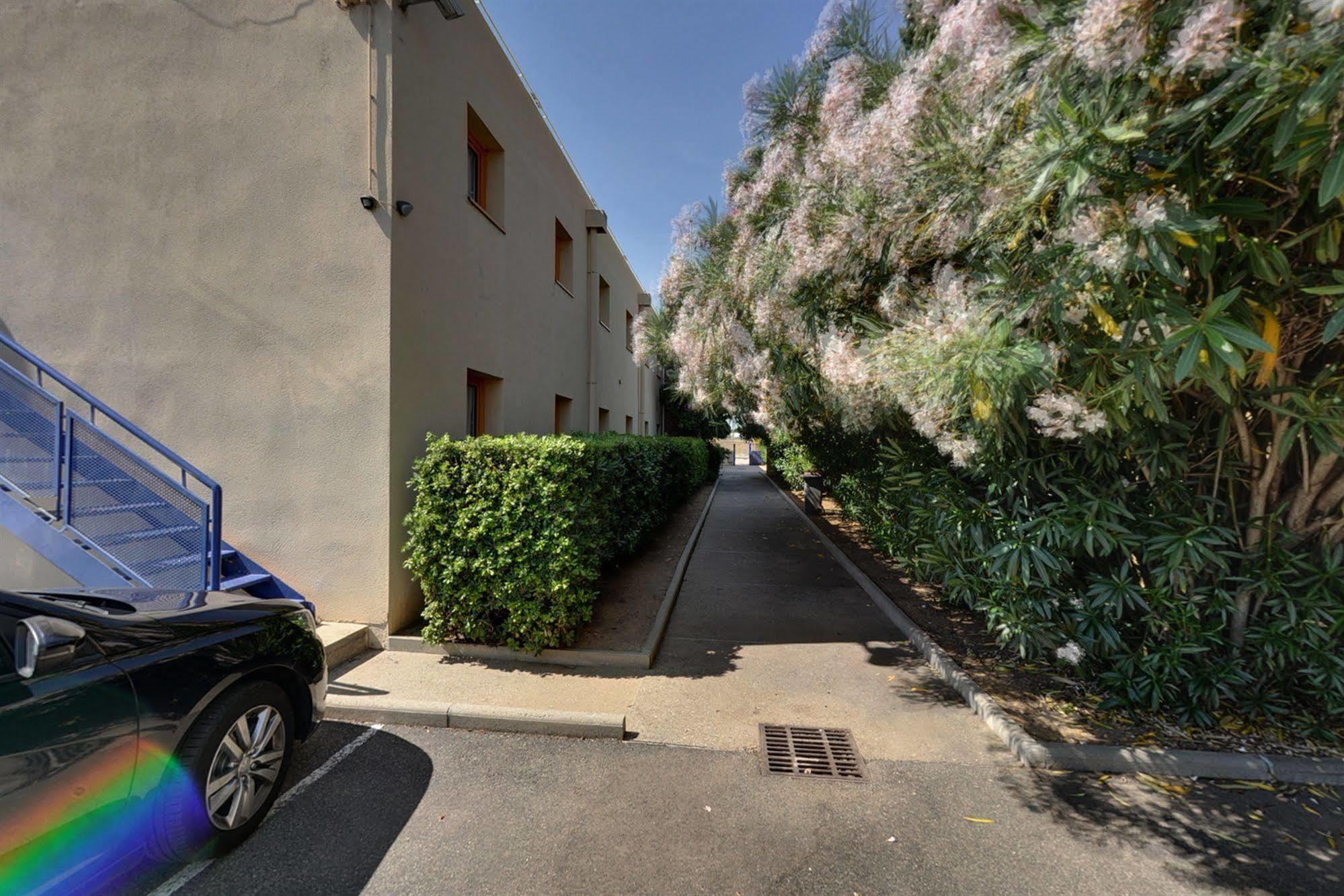 The Originals Access, Hotel Beziers Est Villeneuve-lès-Béziers المظهر الخارجي الصورة